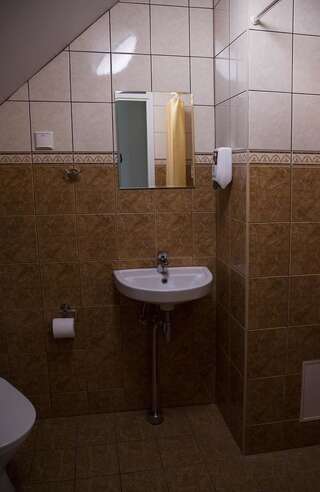 Мини-отель Veski Guesthouse Antsla Трехместный номер-3