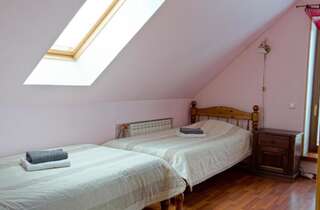 Мини-отель Veski Guesthouse Antsla Трехместный номер-12